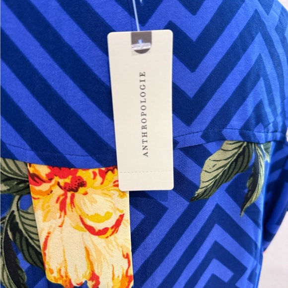 Anthropologie Hawaiian print, short sleeve button down, size XS. NWT!! - Picture 6 of 9